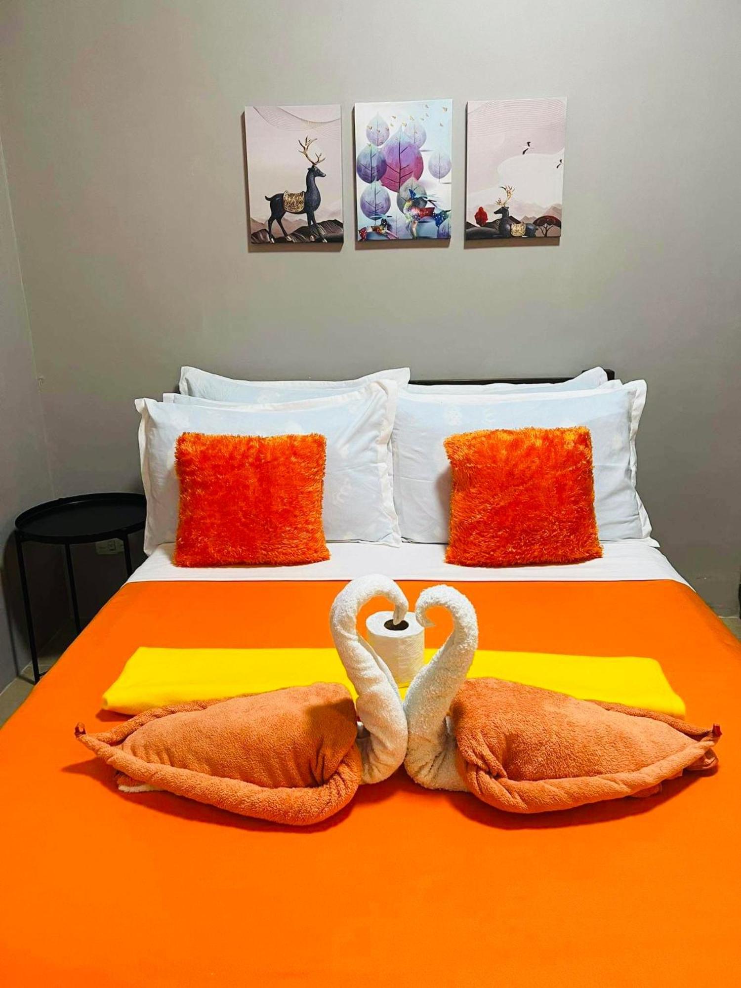 One Palm Tree Villas Condominium - Studio 10O With Balcony - Across Terminal 3 Airport Μανίλα Εξωτερικό φωτογραφία