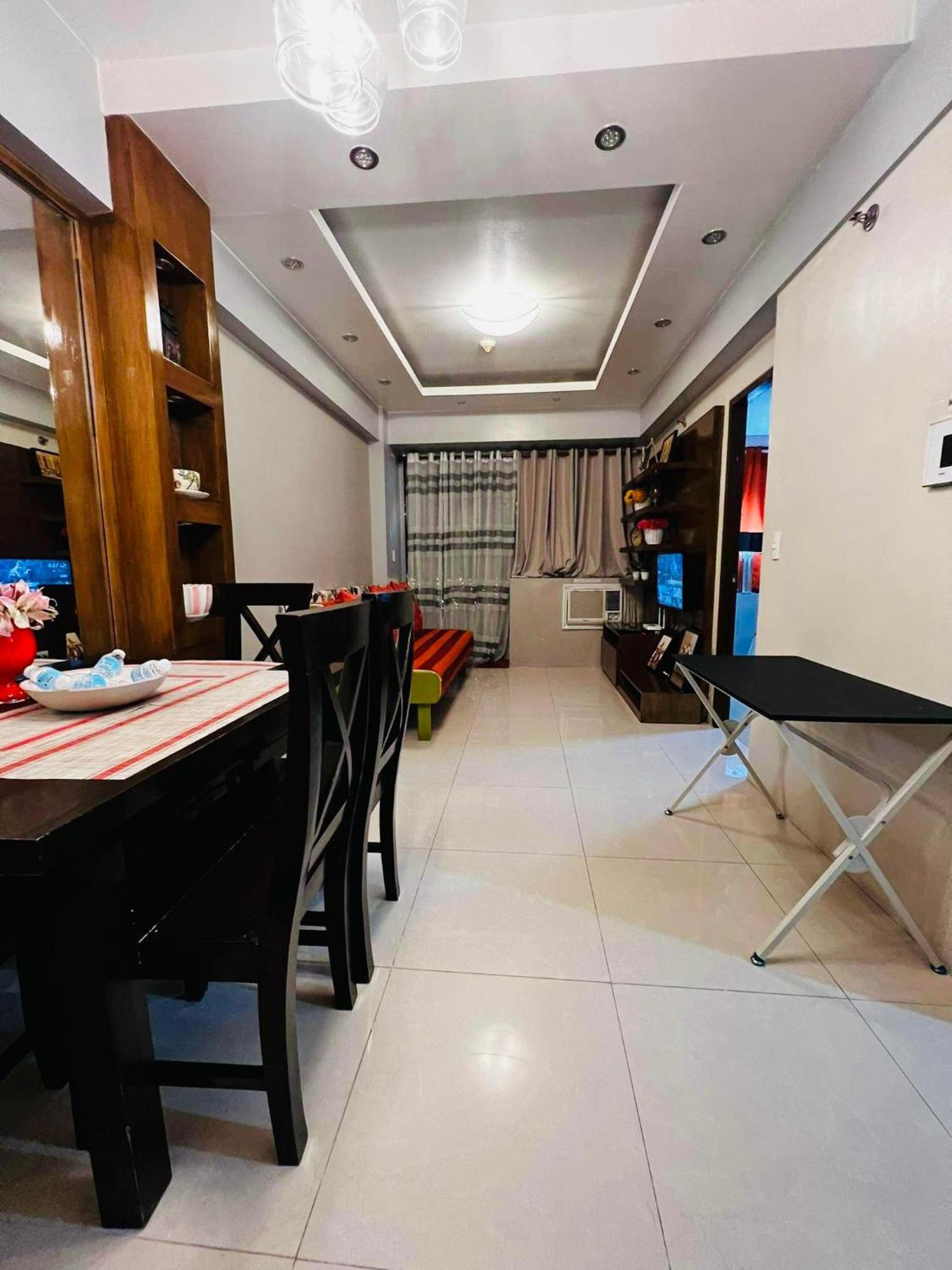 One Palm Tree Villas Condominium - Studio 10O With Balcony - Across Terminal 3 Airport Μανίλα Εξωτερικό φωτογραφία